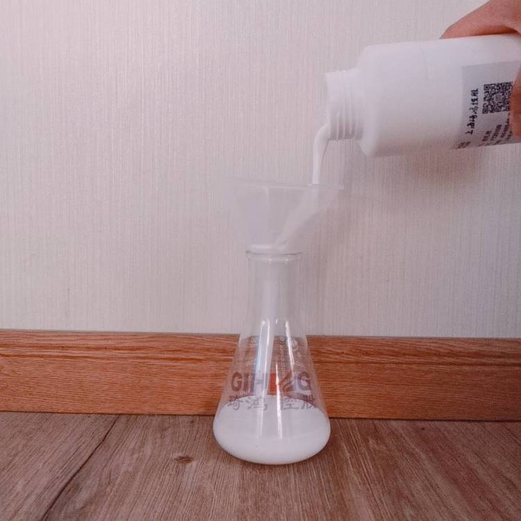 蠟乳液在水性上光油體系中發揮的作用